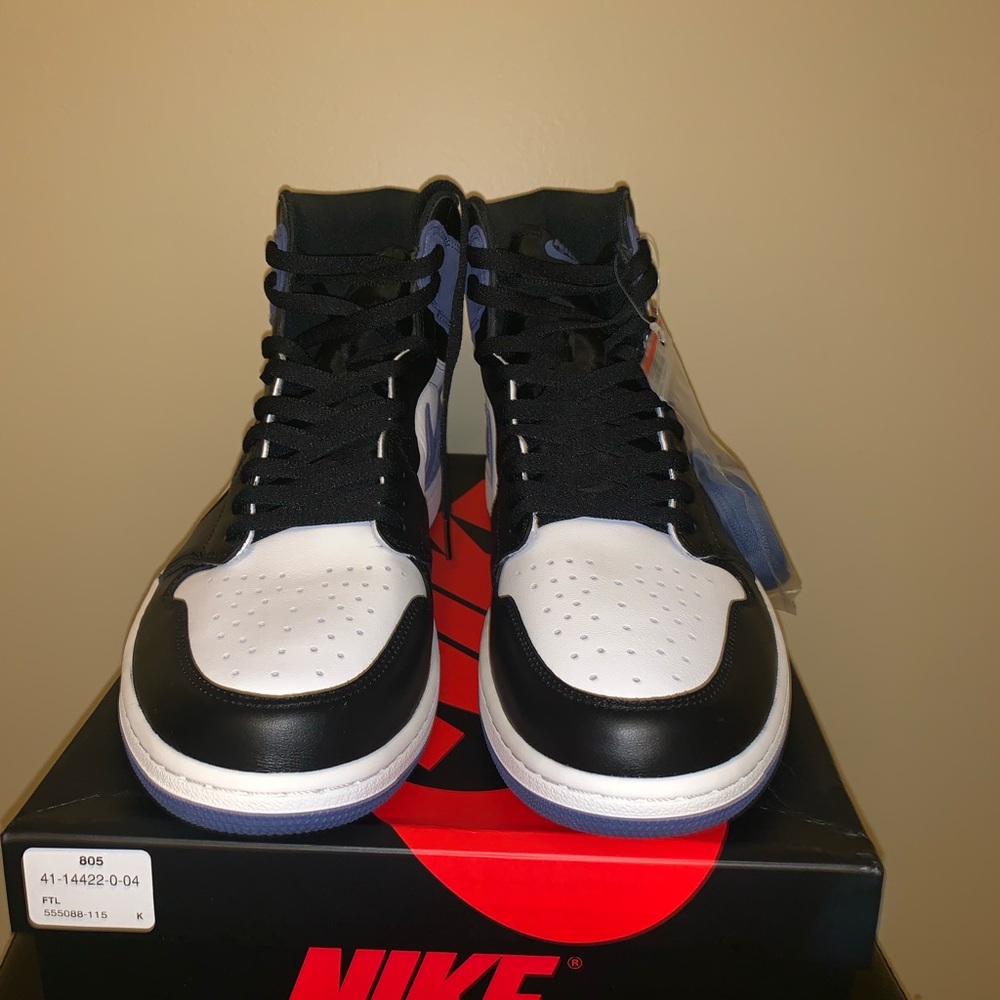 Jordon 1 blue moons DS - Picture 2 of 3